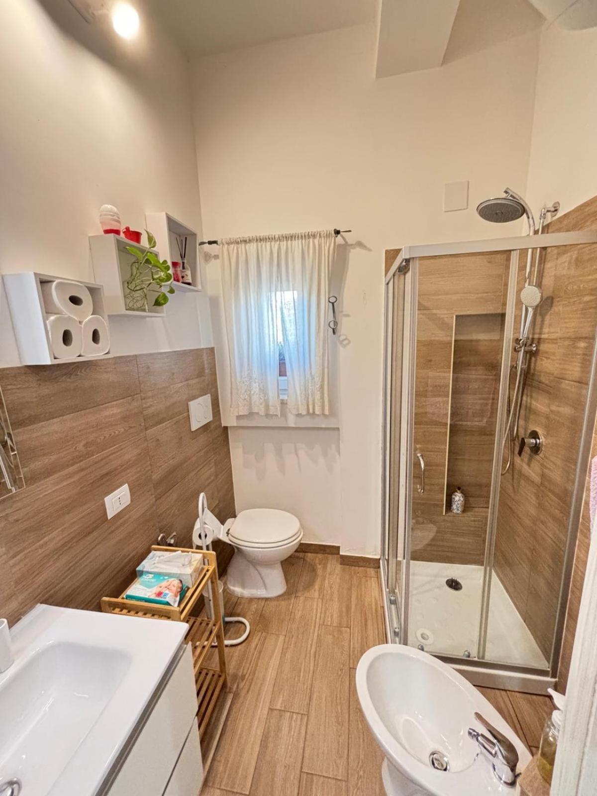 J&M House Villa Фонди Екстериор снимка